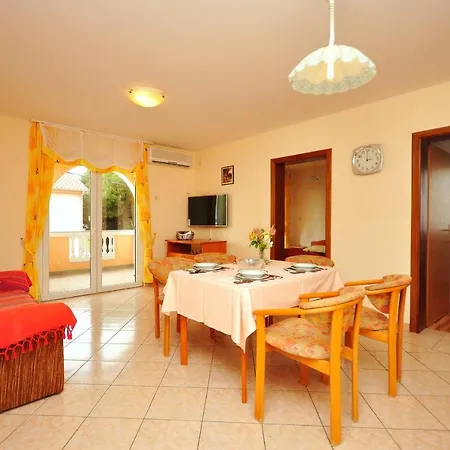 Vladimir Apartamento *